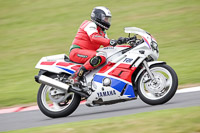 Vintage-motorcycle-club;eventdigitalimages;mallory-park;mallory-park-trackday-photographs;no-limits-trackdays;peter-wileman-photography;trackday-digital-images;trackday-photos;vmcc-festival-1000-bikes-photographs